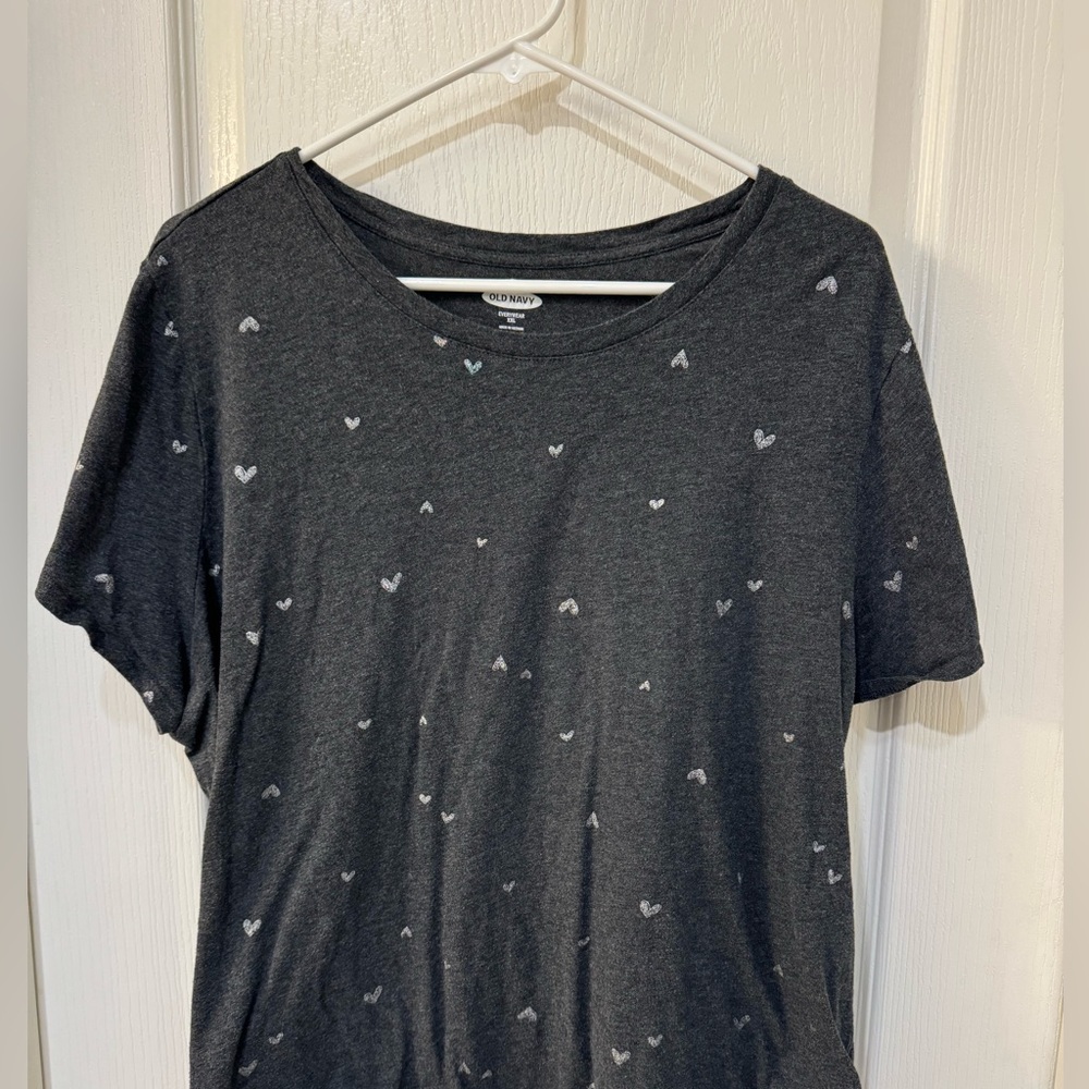 Old Navy Everywear tee. Excellent used condition. Size XXL